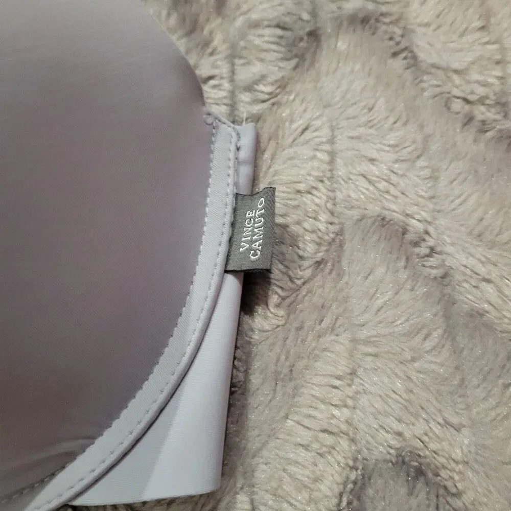 Vince Camuto size 40c